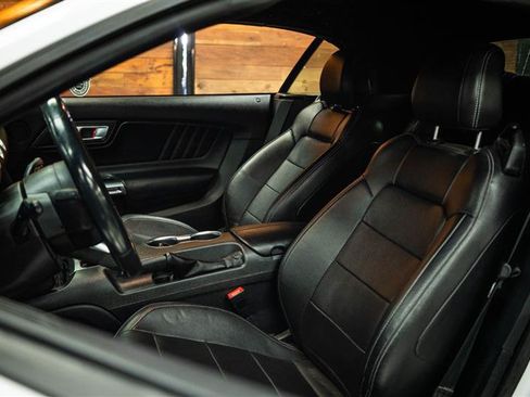 Used 2023 Ford Mustang Premium RWD image 9