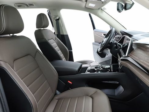New 2026 Volkswagen Atlas SEL AWD/4WD image 36