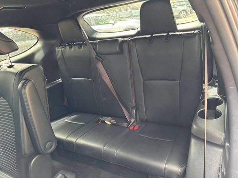 Used 2025 Toyota Highlander XSE AWD/4WD image 26
