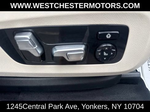Used 2020 BMW X5 M50i w/ Premium Package AWD/4WD image 16