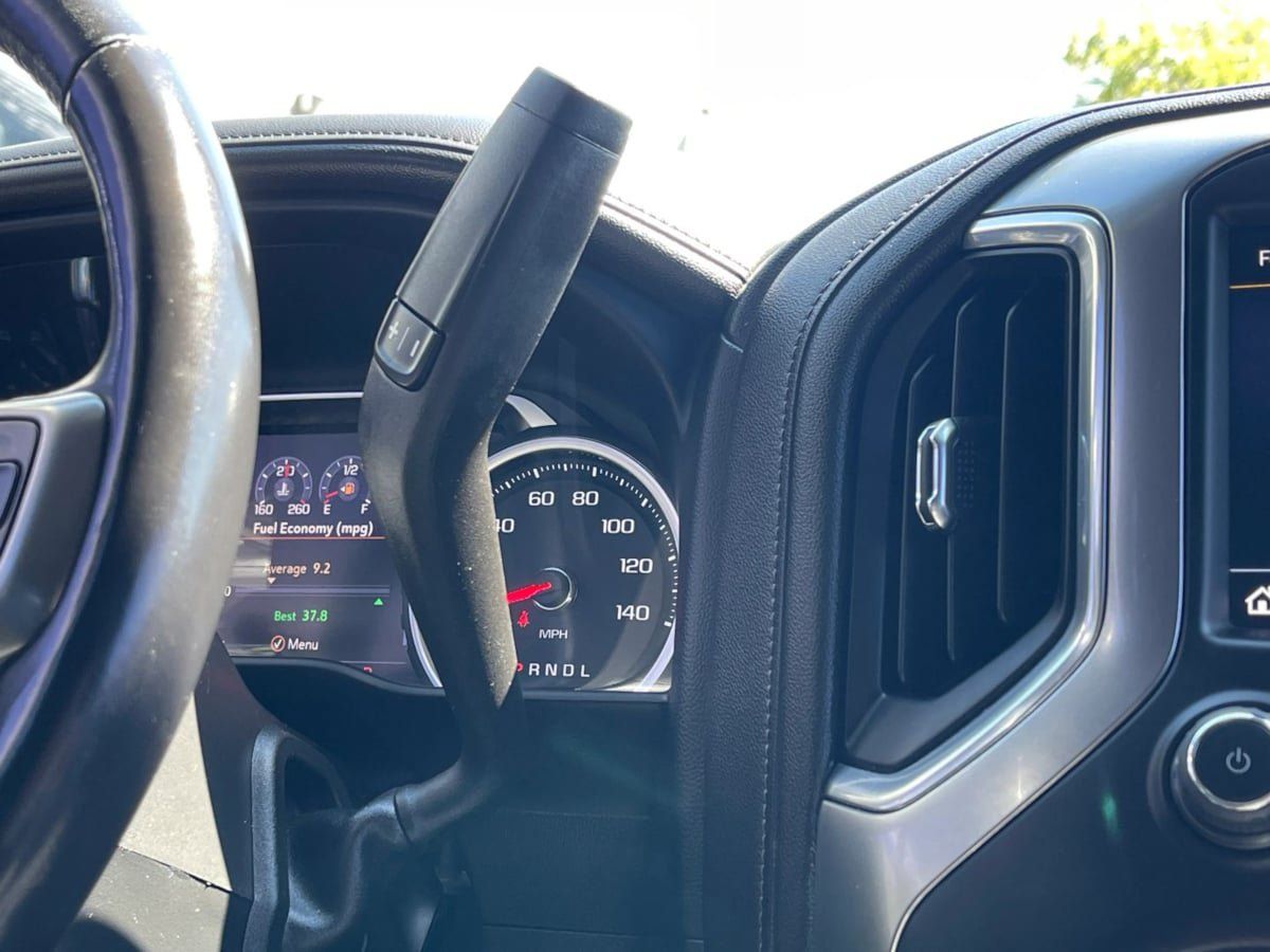 Used 2022 Chevrolet Silverado 2500 LTZ w/ LTZ Plus Package AWD/4WD image 16