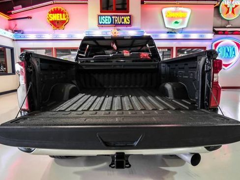 Used 2022 Chevrolet Silverado 2500 LTZ image 7