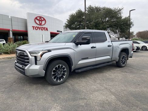 Used 2023 Toyota Tundra Limited image 1