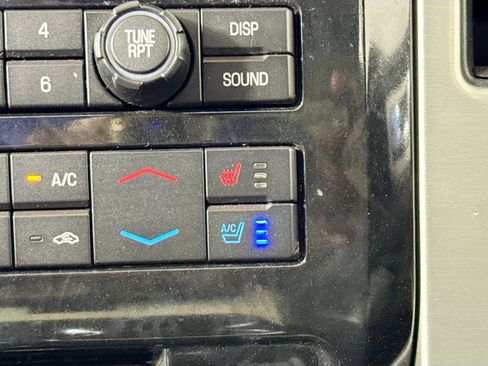 Used 2011 Ford F150 Platinum image 23