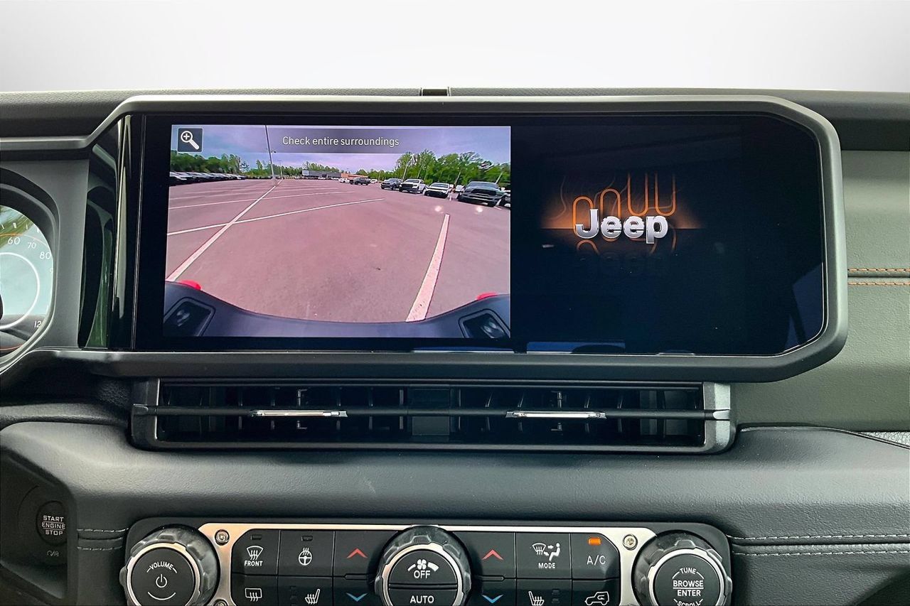 New 2026 Jeep Gladiator Mojave AWD/4WD image 12