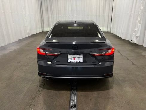 Used 2025 Toyota Camry SE w/ Multimedia Upgrade Package FWD image 5