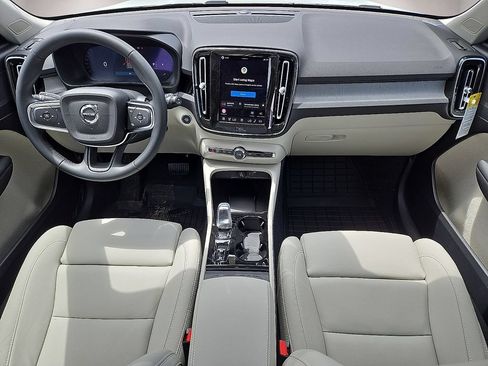 New 2026 Volvo XC40 B5 Plus w/ Protection Package Premier AWD/4WD image 17