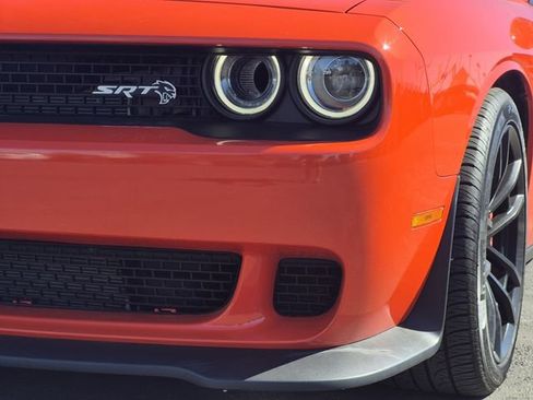 Used 2023 Dodge Challenger SRT Hellcat w/ Driver Convenience Group RWD image 9