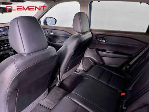 Used 2023 Nissan Rogue SV w/ SV Premium B Package AWD/4WD image 32
