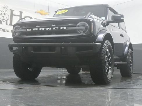 Used 2021 Ford Bronco Outer Banks AWD/4WD image 4