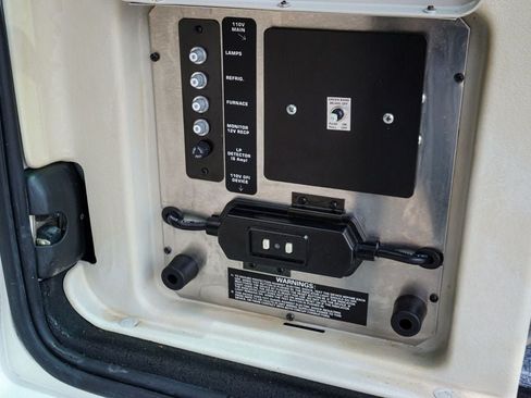 Used 2000 Volkswagen Eurovan Camper FWD image 52