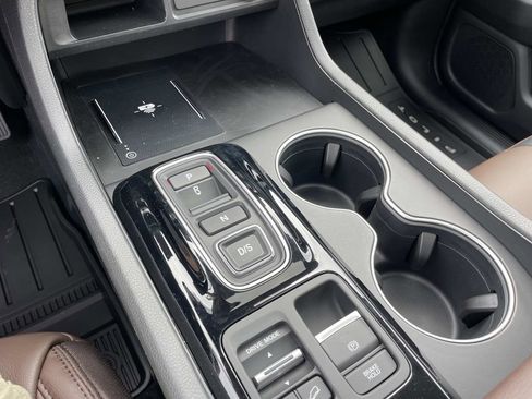 New 2026 Honda Pilot Touring image 21