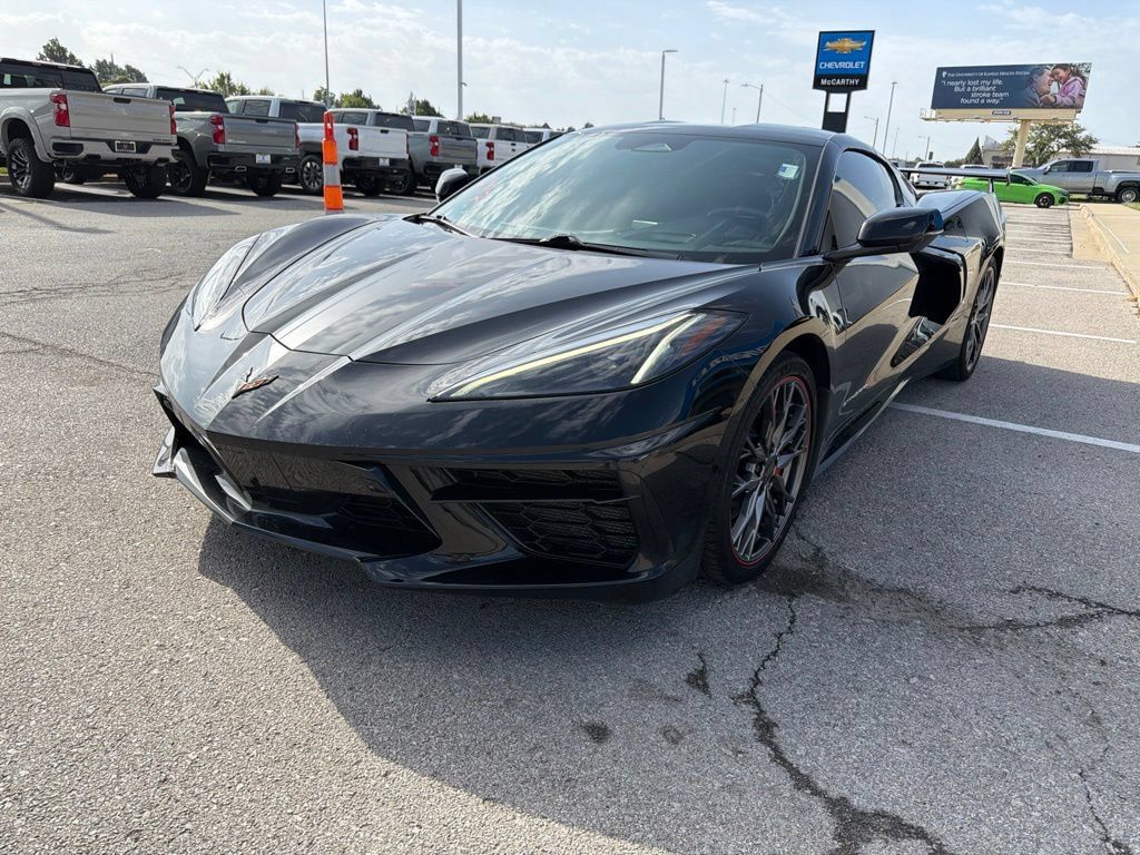 Used 2024 Chevrolet Corvette Stingray Premium Cpe RWD image 7