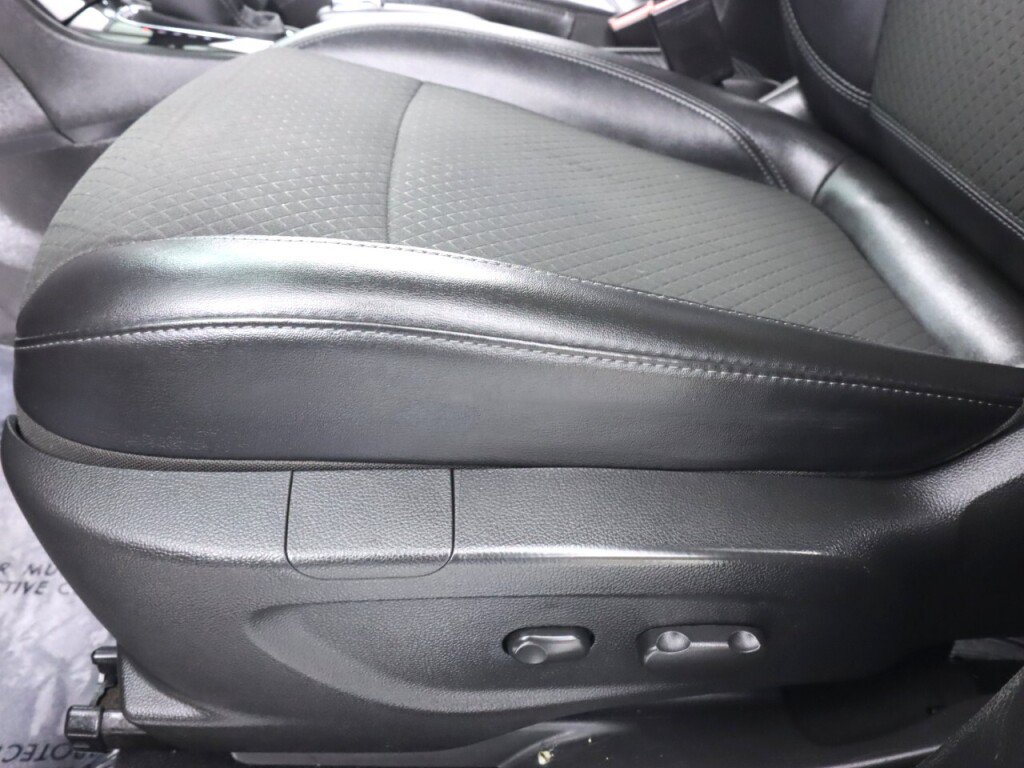 Used 2018 Buick Encore Preferred FWD image 25