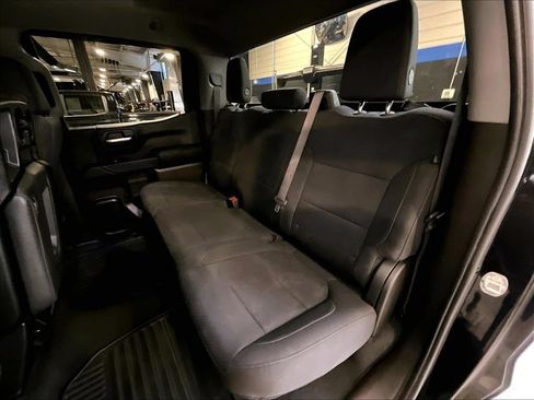 Used 2021 Chevrolet Silverado 1500 Custom Trail Boss AWD/4WD image 15