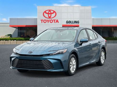 New 2026 Toyota Camry LE image 6