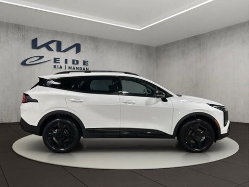 New 2026 Kia Sportage X-Line w/ X-Line Technology Package image 6