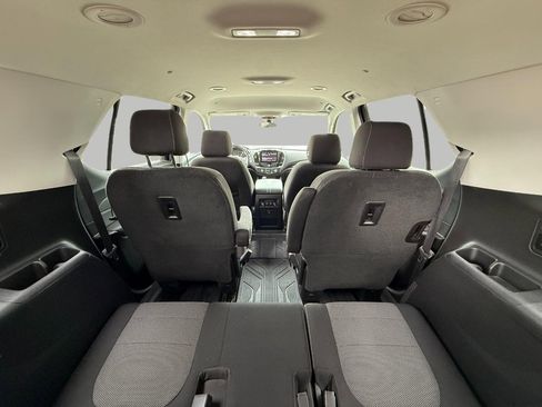 Used 2020 Chevrolet Traverse LT w/ LPO, Floor Liner Package AWD/4WD image 30
