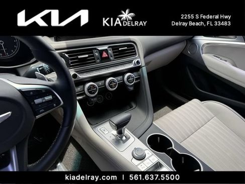 Used 2022 Genesis G70 2.0T w/ Prestige Package RWD image 26