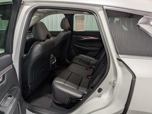Used 2023 INFINITI QX50 Luxe AWD/4WD image 10