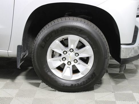 Used 2022 Chevrolet Silverado 1500 LT w/ LPO, Dark Essentials Package RWD image 15