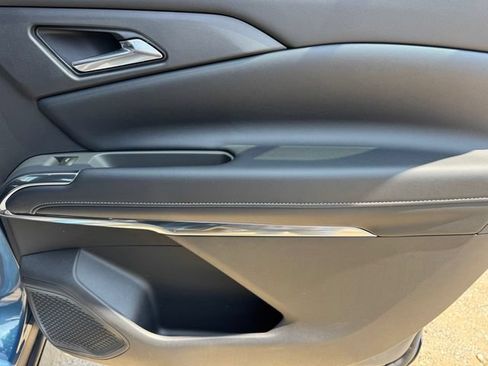New 2026 Chevrolet Traverse LT w/ Midnight/Sport Edition FWD image 10