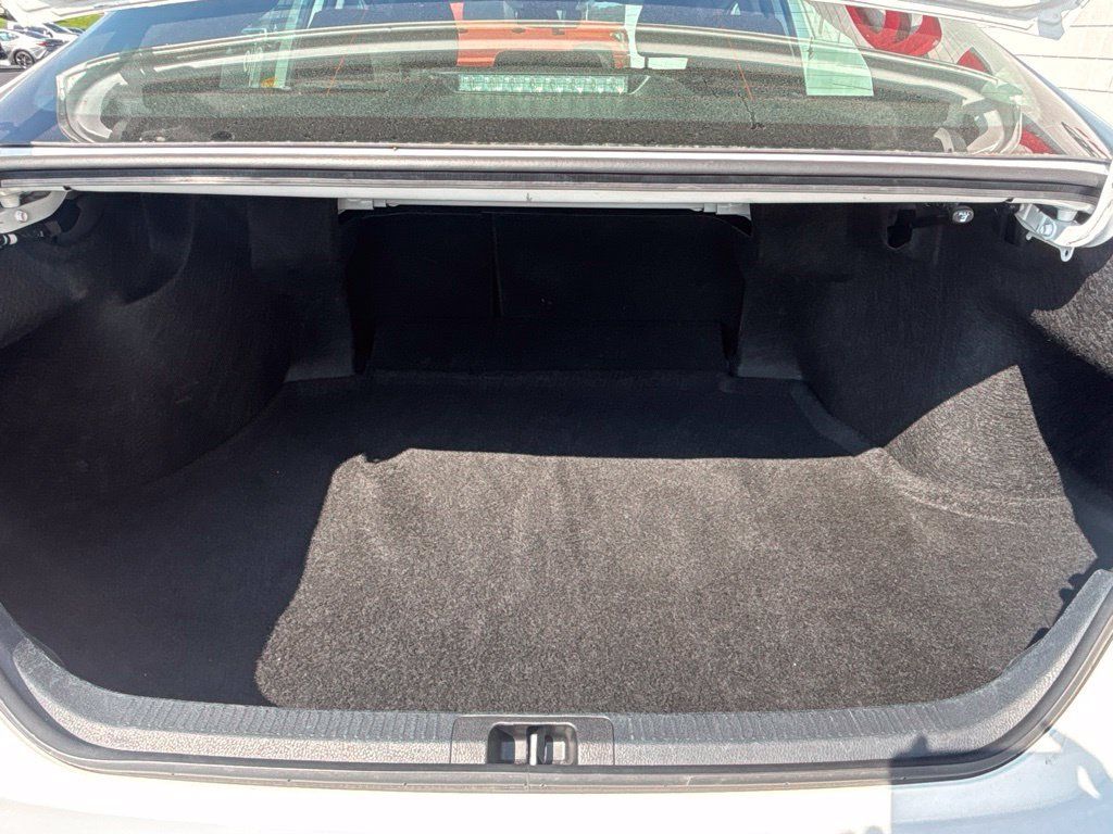 Used 2025 Toyota Camry LE w/ Convenience Package FWD image 31