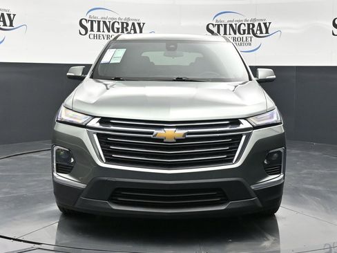Certified 2023 Chevrolet Traverse LT image 2