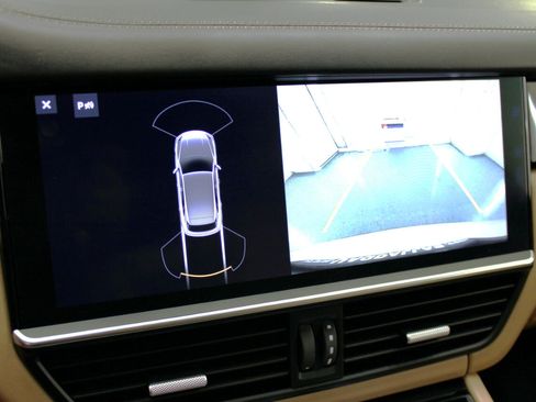 Used 2019 Porsche Cayenne image 60