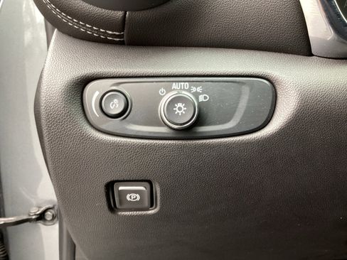 Certified 2024 Chevrolet Blazer LT image 29