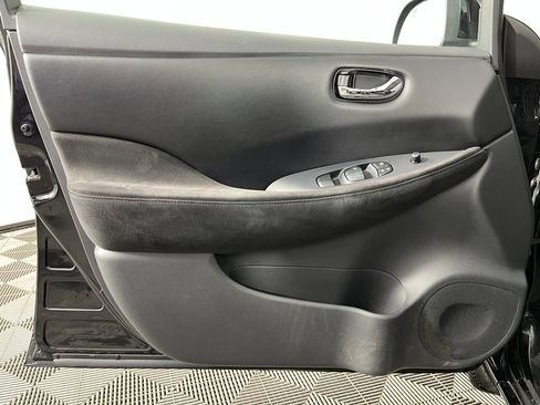 Used 2013 Nissan Leaf S w/ Charger Pkg image 10