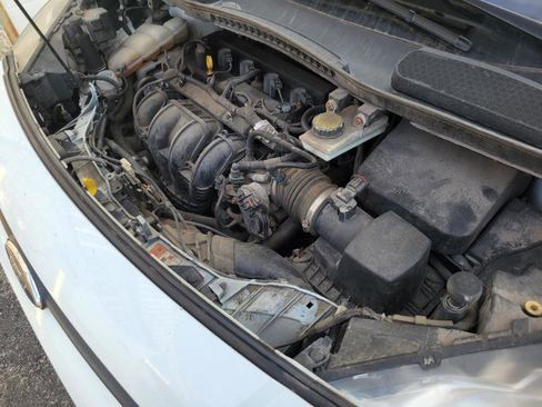 Used 2016 Ford Transit Connect XL image 28