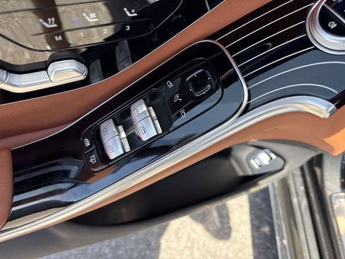 Certified 2022 Mercedes-Benz S 500 4MATIC image 36