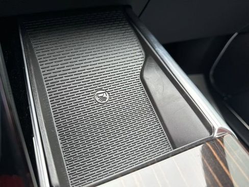 Used 2025 Cadillac Escalade Premium Luxury image 26