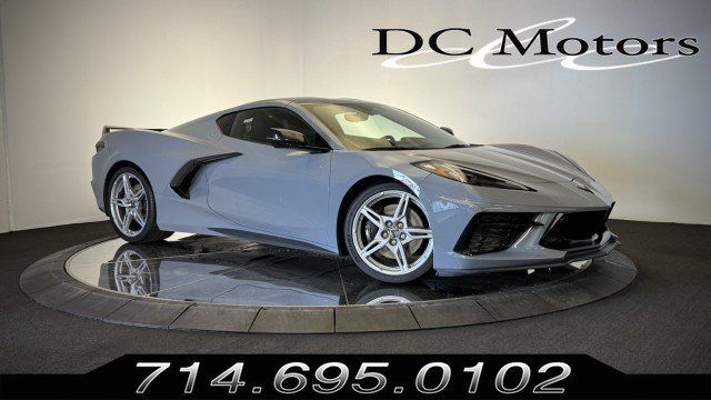 Used 2024 Chevrolet Corvette Stingray Premium Cpe w/ Z51 Performance Package RWD image 1