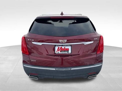 Used 2017 Cadillac XT5 Luxury w/ Driver Awareness Package image 6