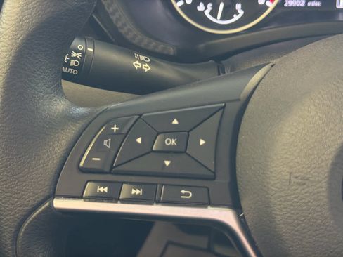 Used 2024 Nissan Sentra SV image 34