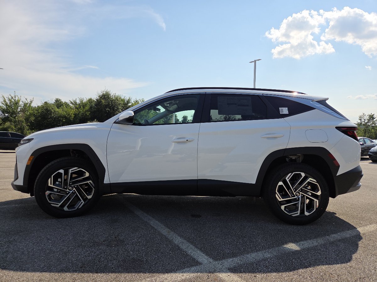 New 2026 Hyundai Tucson SEL Plus w/ Tow & Go Package AWD/4WD image 17
