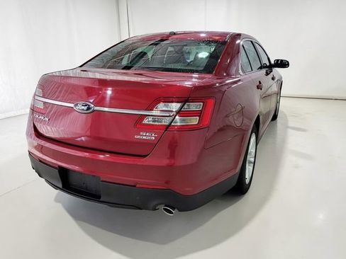 Used 2013 Ford Taurus SEL image 21
