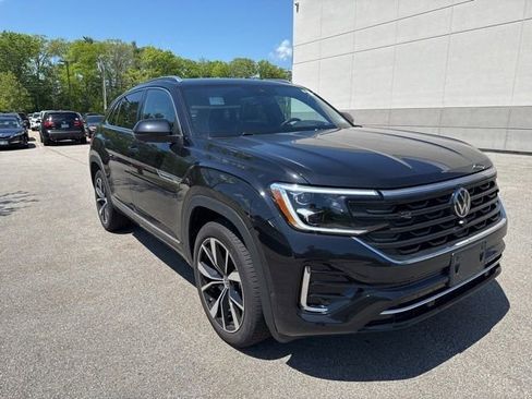 Used 2024 Volkswagen Atlas Cross Sport SEL Premium R-Line AWD/4WD image 3