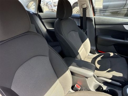 Used 2023 Kia Forte LXS w/ LXS Technology Package image 22