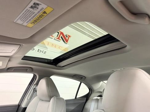 Used 2015 Acura TLX V6 w/ Advance Package FWD image 14