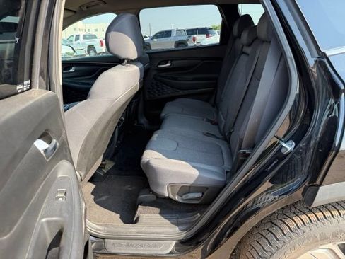 Used 2022 Hyundai Santa Fe SEL FWD image 12