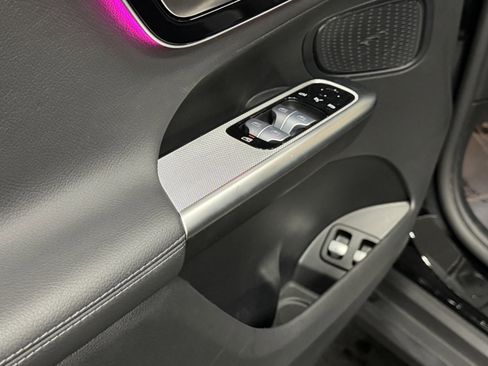 Certified 2025 Mercedes-Benz GLC 350e 4MATIC image 25