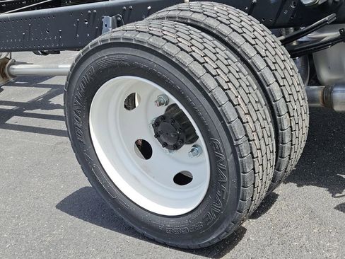 New 2024 Chevrolet Low Cab Forward image 5