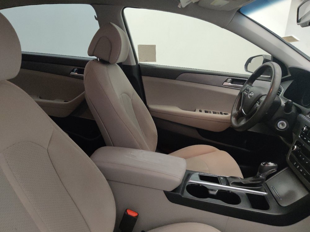 Used 2016 Hyundai Sonata SE FWD image 21