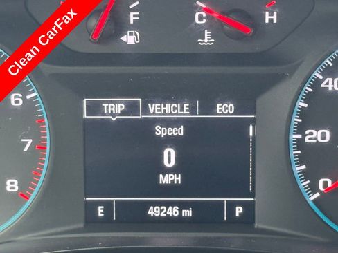 Used 2023 Chevrolet Traverse LT image 3