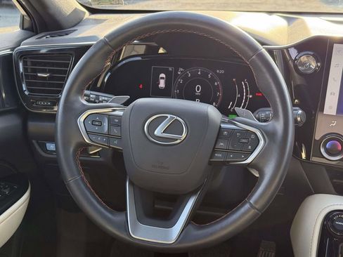 Used 2022 Lexus NX 350h AWD image 9