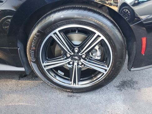 Used 2025 Ford Mustang Premium image 7