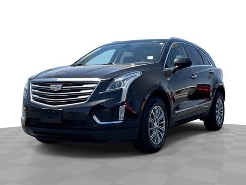 Used 2017 Cadillac XT5 Luxury FWD image 1